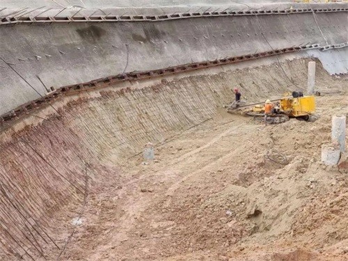 双鸭山基坑边坡加固