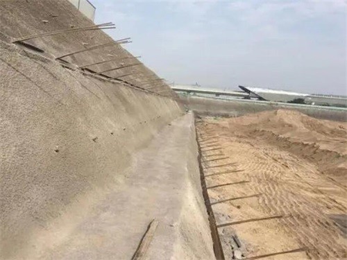 双鸭山河道边坡加固